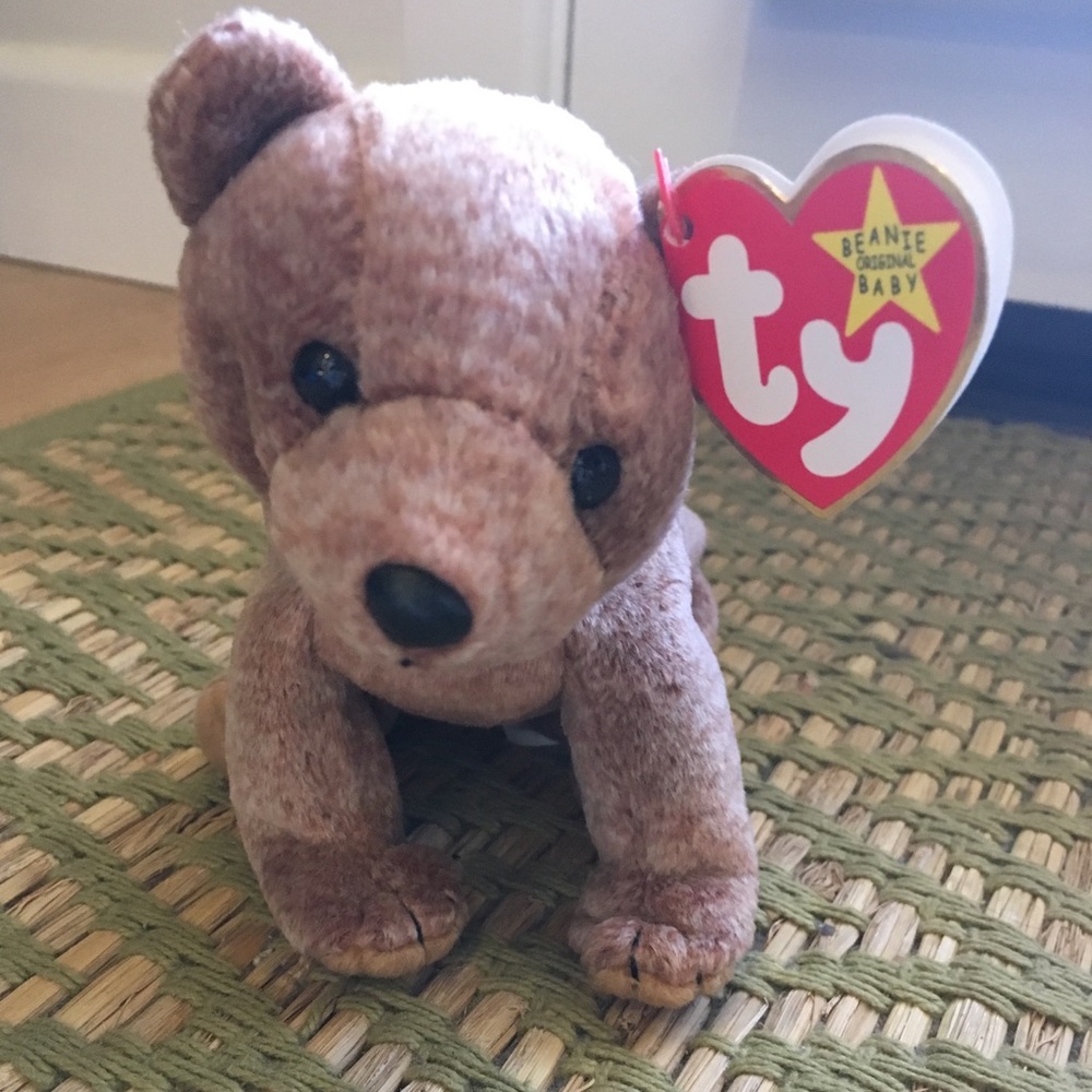 Ty Beanie Baby Retired “Pecan” Bear